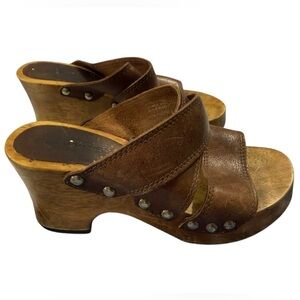 Candie’s Studded Leather Wood Clogs Brown Open Toe Slip On Heels Size 5